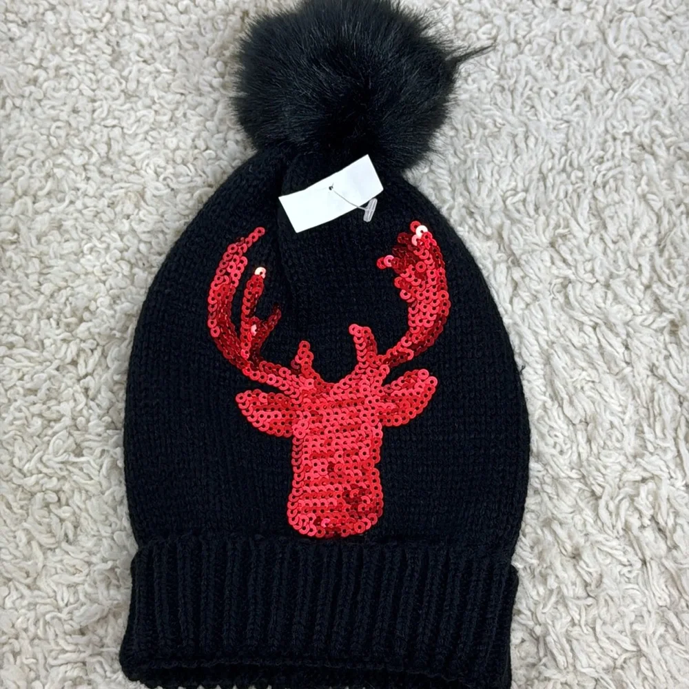 Modern Heritage Knit Beanie‎ One Size Black Red Kids Christmas